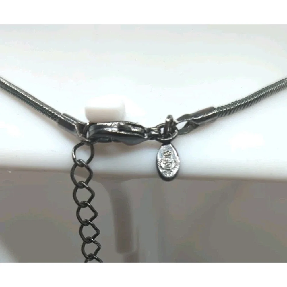 Boho Silver Tone Floral Pendant Necklace Black Faceted Stone Statement Vintage - Picture 7 of 8